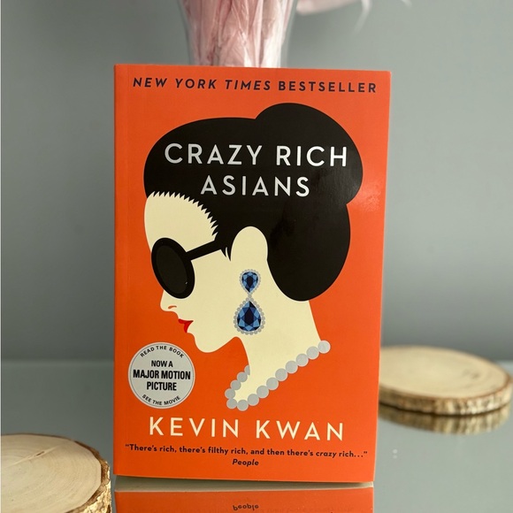 Crazy Rich Asians 3 Novel Series. Includes all three books - Picture 3 of 5